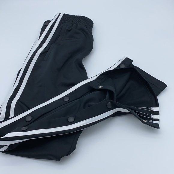 NWT Adidas Boys' Iconic Snap Pants Black Size M - Picture 3 of 6